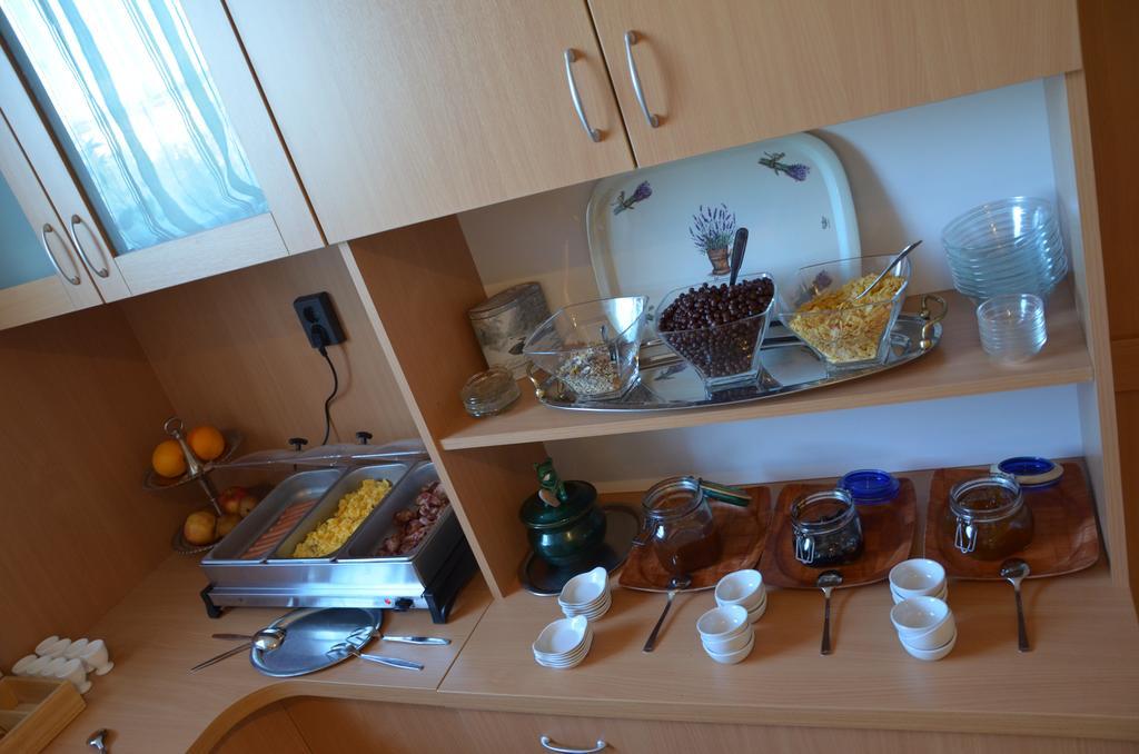 Hotel Viktoria Balatonalmádi Eksteriør billede